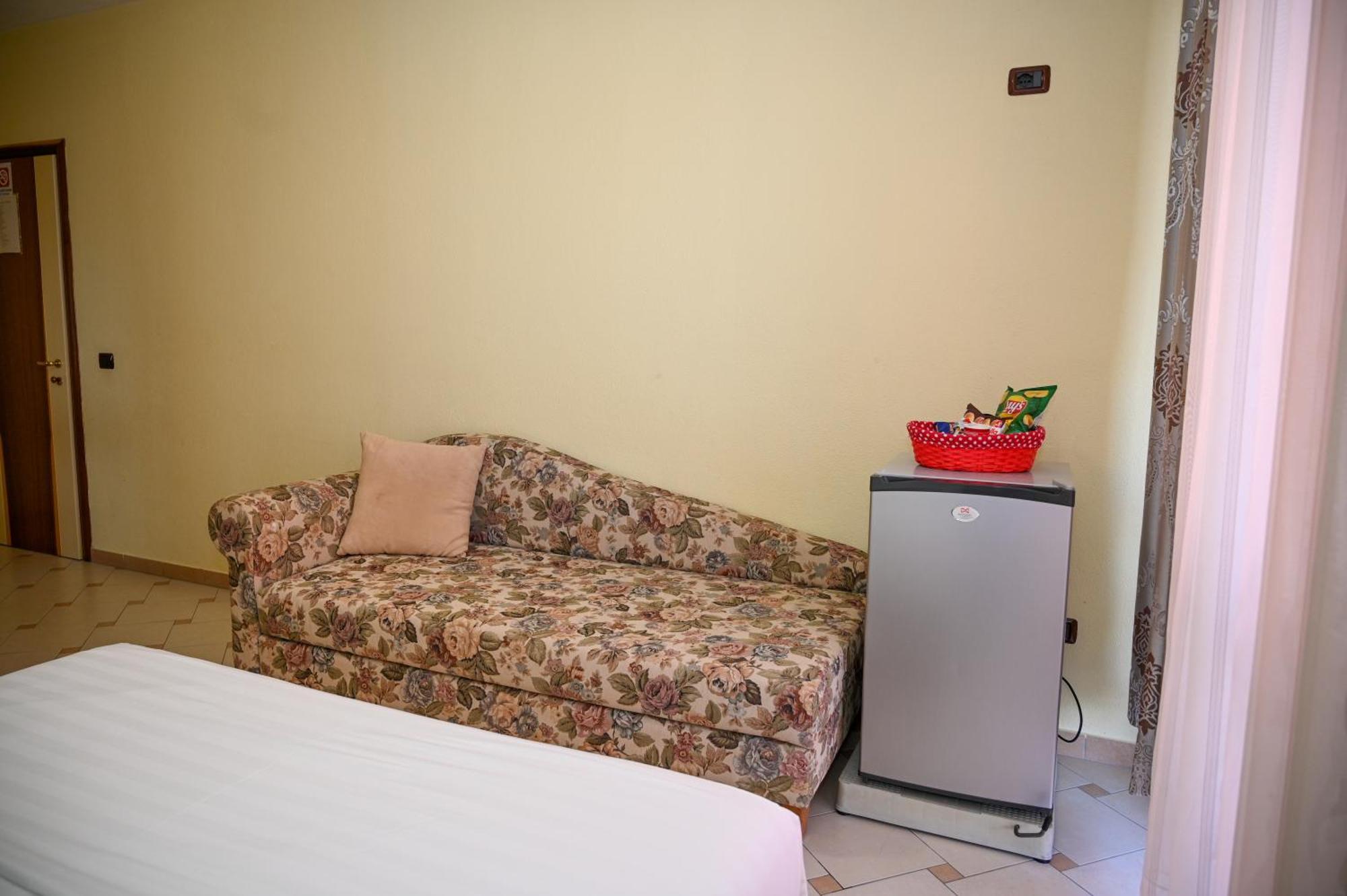 Hotel Vila Emes Dıraç Oda fotoğraf