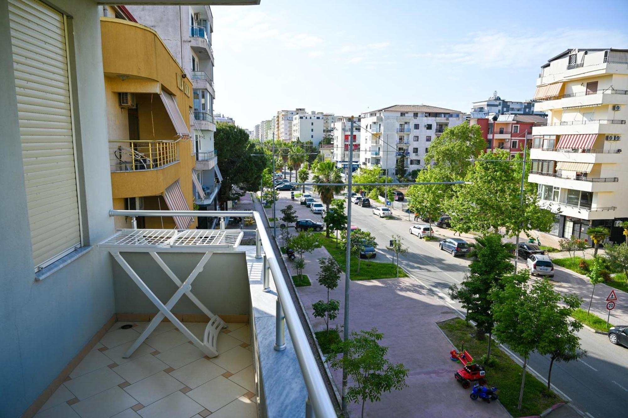 Hotel Vila Emes Dıraç Dış mekan fotoğraf