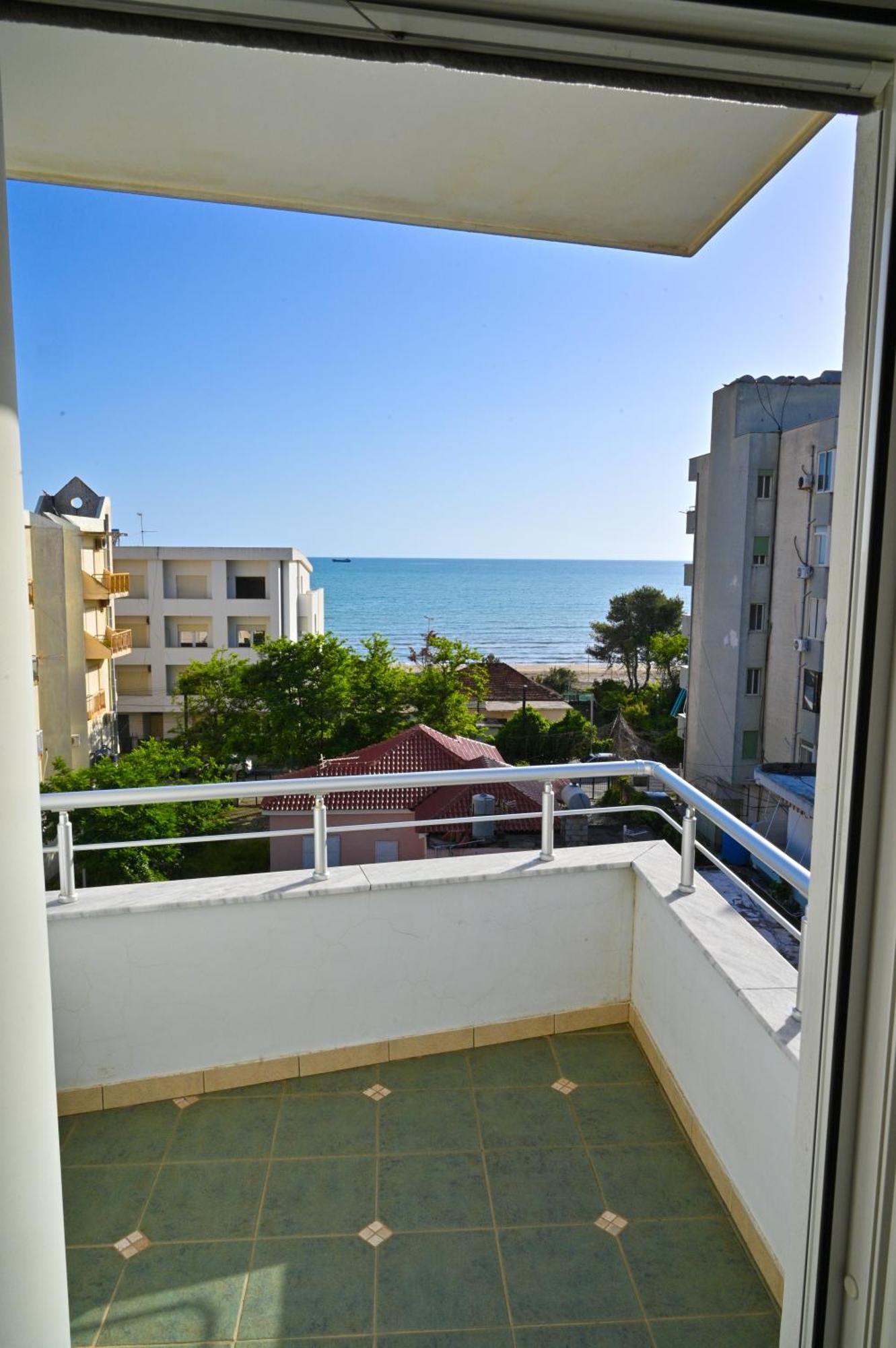 Hotel Vila Emes Dıraç Dış mekan fotoğraf